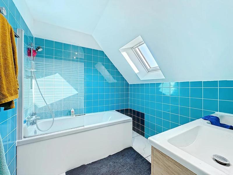 Maison - 141 m² - 6 pièces