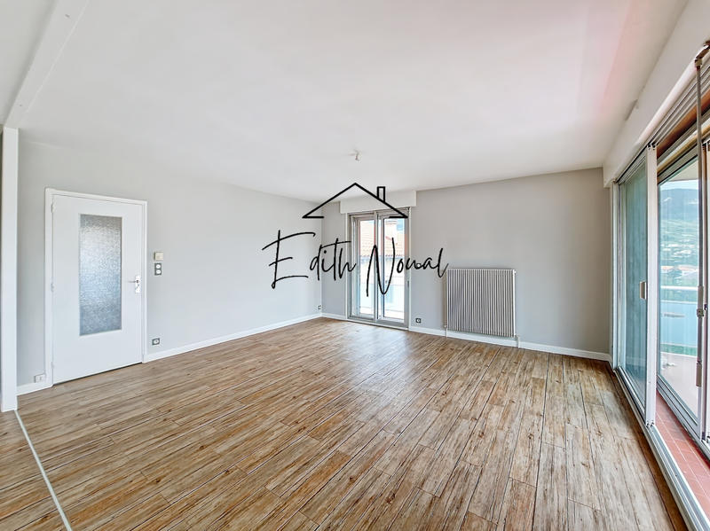 Appartement - 117 m² - 5 pièces