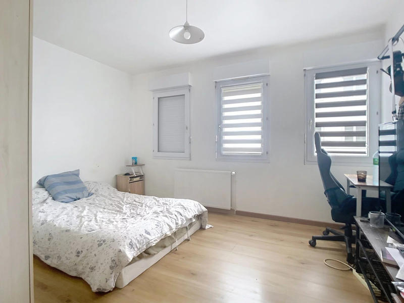 Maison - 142 m² - 7 pièces