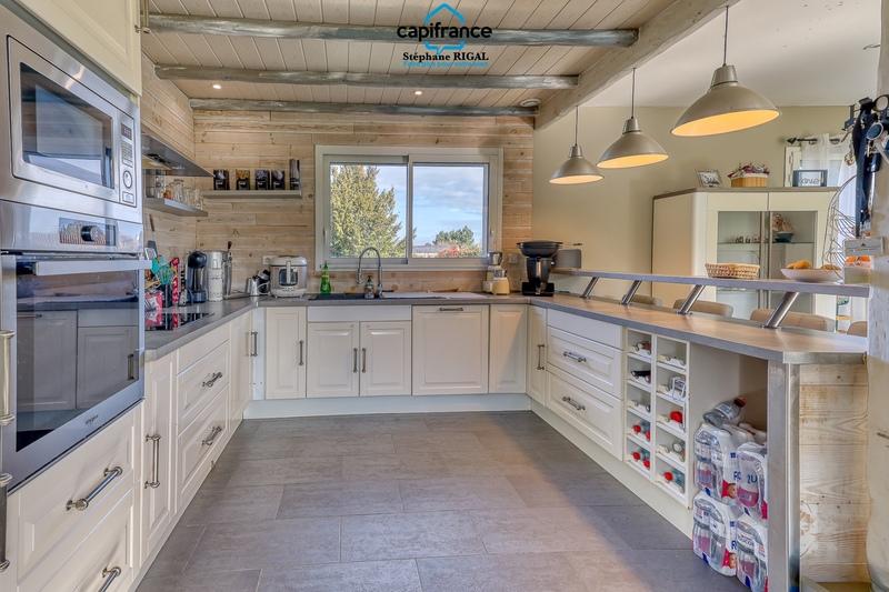 Maison - 100 m² - 5 pièces