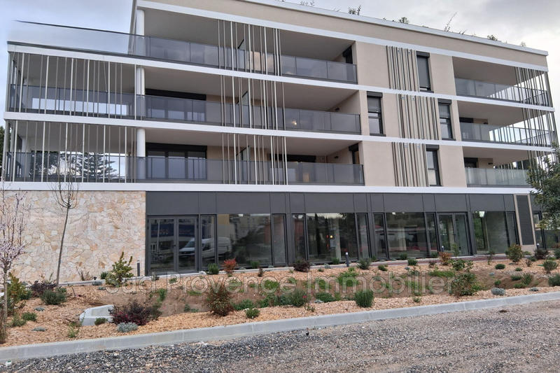 Local commercial - 440 m²