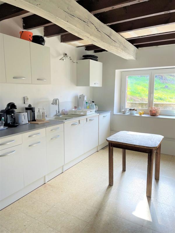 Maison - 142 m² - 9 pièces