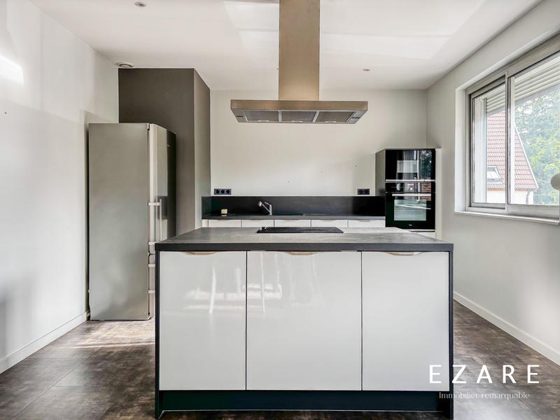 Appartement - 200 m² - 7 pièces