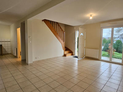 Maison - 93 m² - 5 pièces