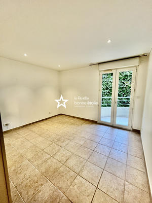 Appartement - 89 m² - 3 pièces