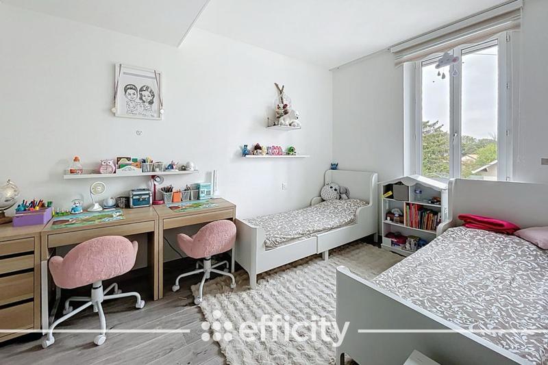 Maison - 160 m² - 5 pièces