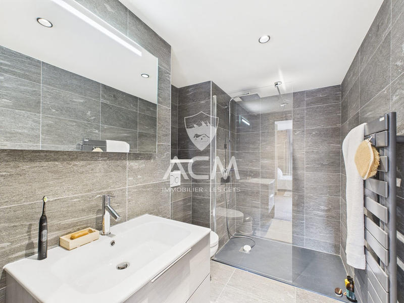 Penthouse - 61 m² - 2 pièces