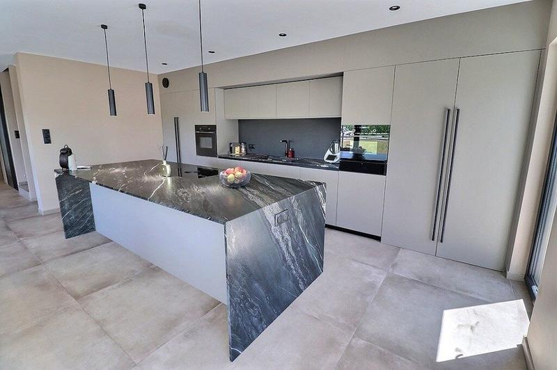 Maison contemporaine - 152 m² - 5 pièces