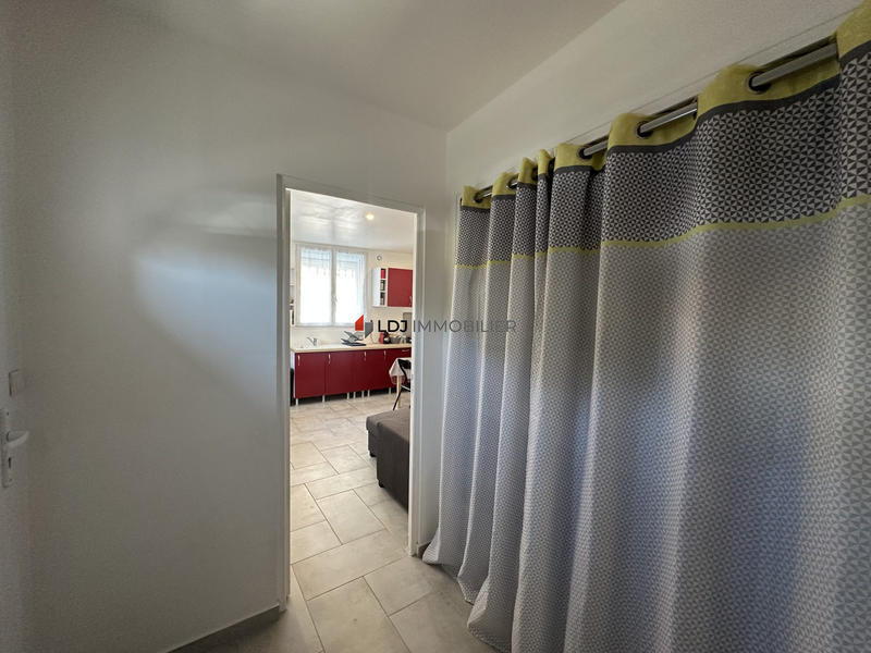 Immeuble - 147 m² - 6 pièces