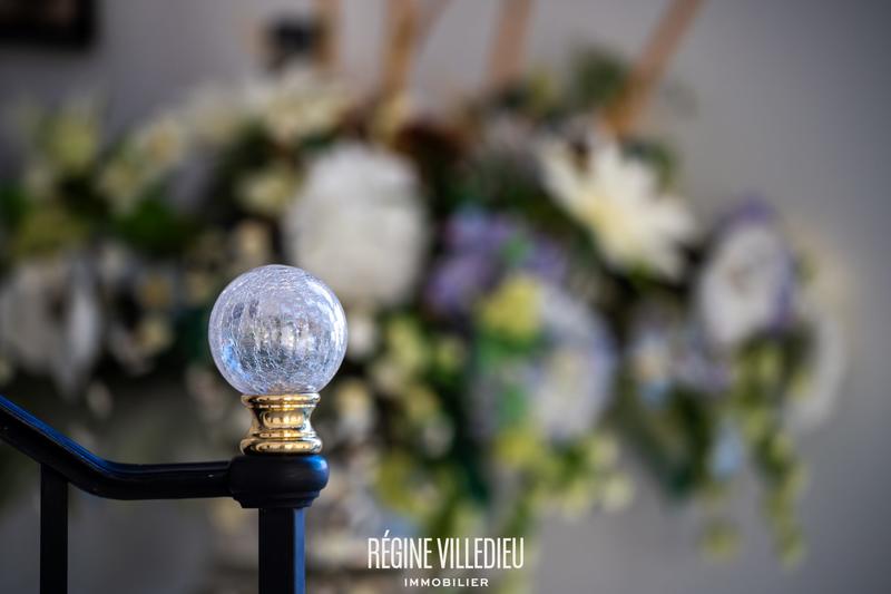 Maison - 296 m² - 7 pièces