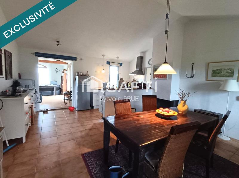 Villa - 183 m² - 6 pièces