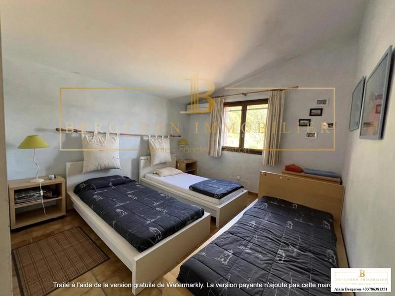 Villa - 194 m² - 5 pièces