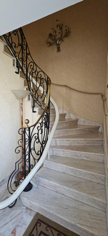 Maison - 178 m² - 7 pièces