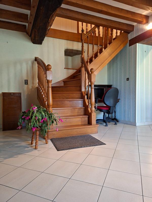 Propriété - 145 m² - 5 pièces