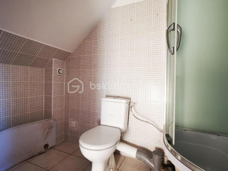 Immeuble - 209 m² - 3 pièces