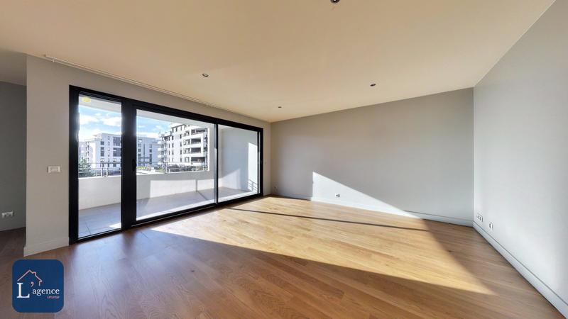 Appartement - 133 m² - 4 pièces