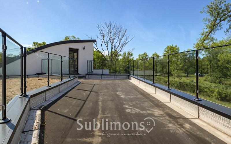 Maison contemporaine - 139 m² - 5 pièces