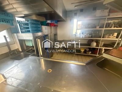Local commercial - 552 m² - 25 pièces