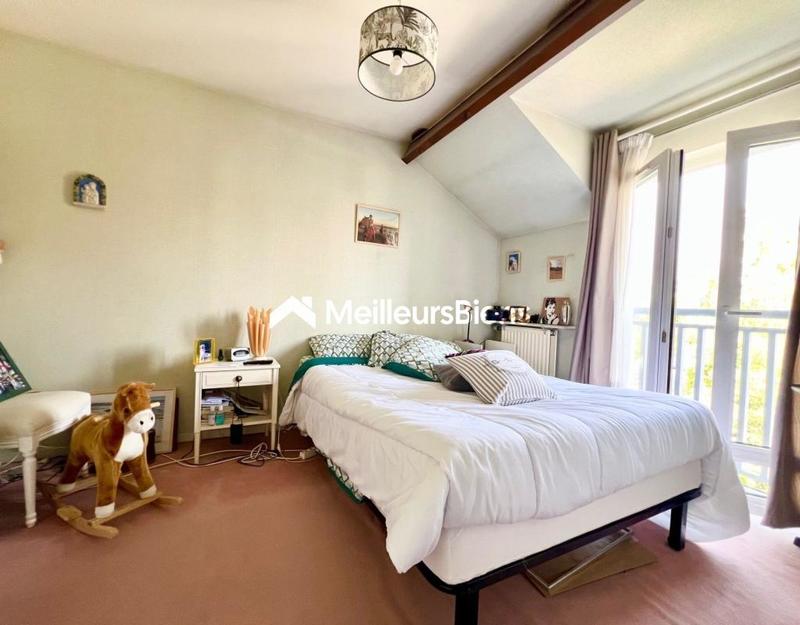 Maison - 143 m² - 6 pièces