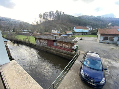 Maison - 200 m² - 8 pièces