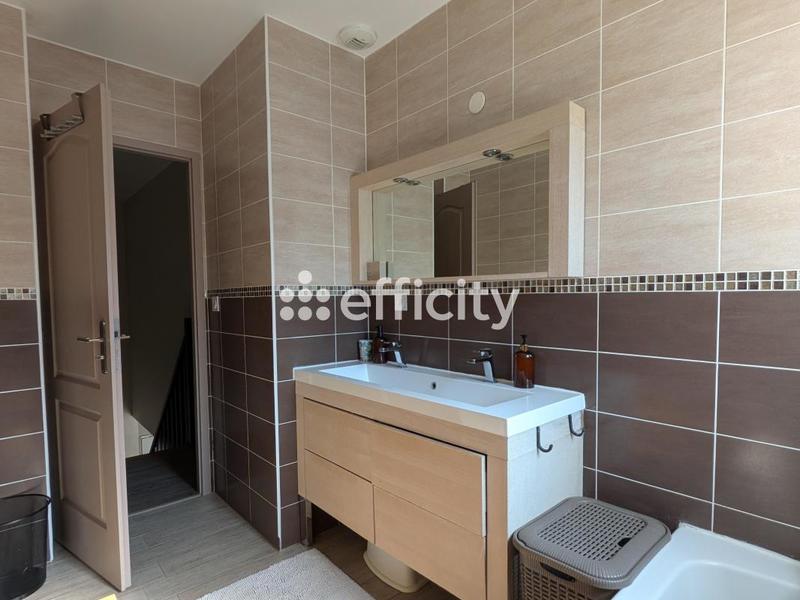 Maison - 115 m² - 5 pièces