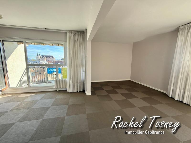 Appartement - 95 m² - 5 pièces