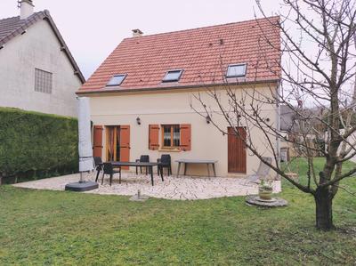 Maison - 122 m² - 6 pièces