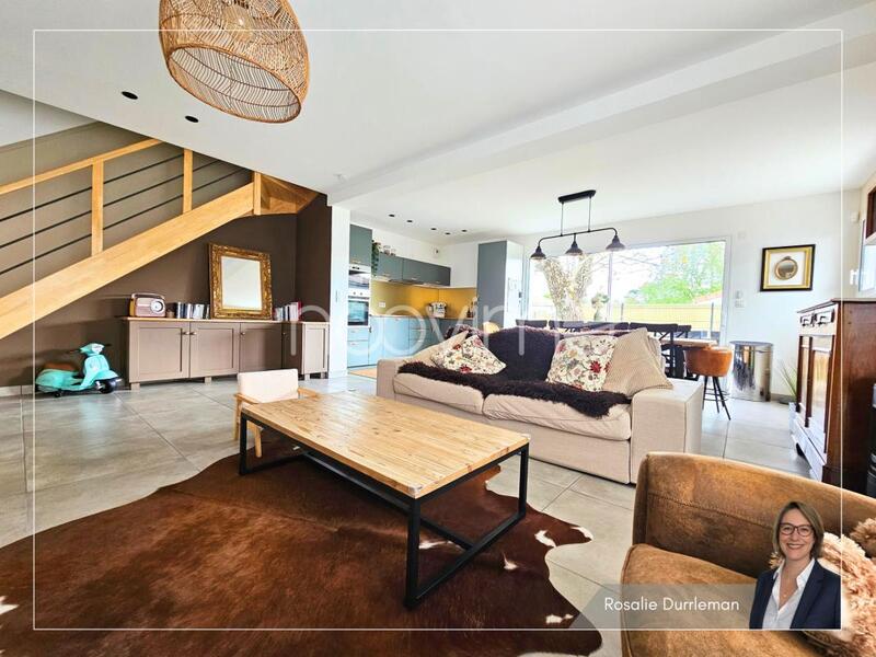 Maison - 95 m² - 5 pièces