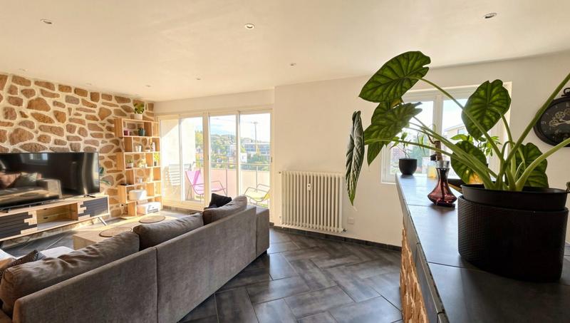 Appartement - 60 m² - 3 pièces