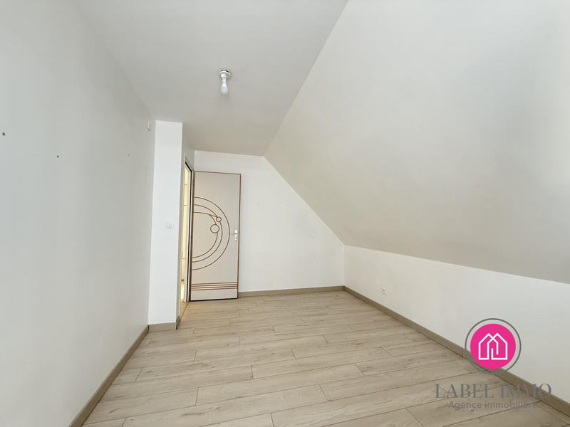 Maison - 100 m² - 4 pièces