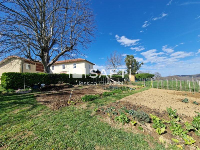 Maison - 197 m² - 6 pièces