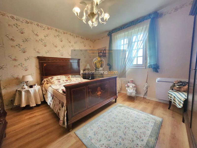 Maison - 157 m² - 7 pièces