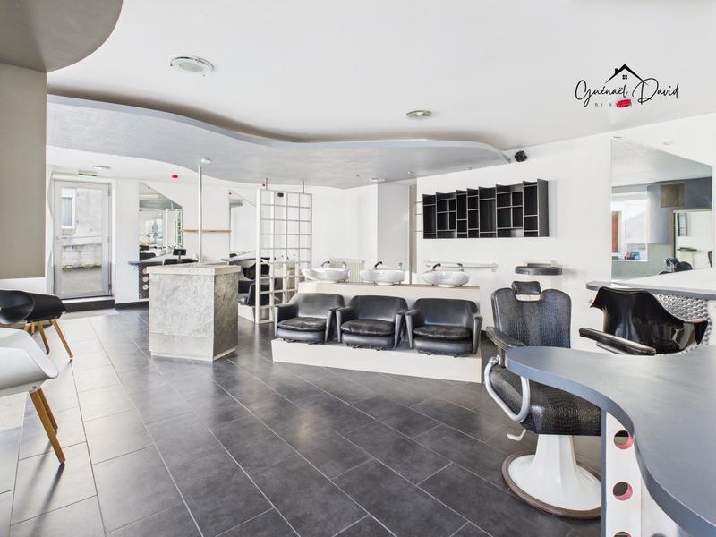 Local commercial - 52 m² - 2 pièces