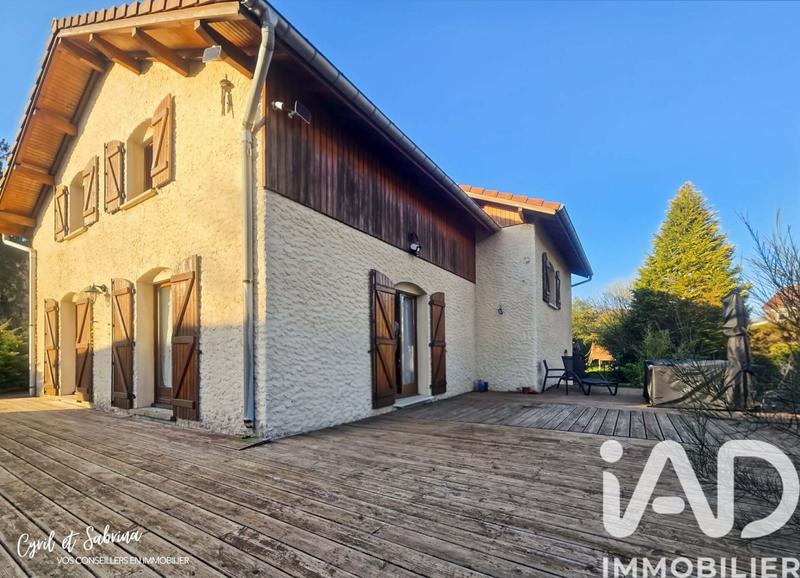 Maison de village - 140 m² - 6 pièces