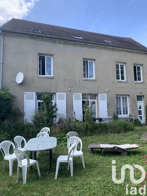 Maison - 270 m² - 11 pièces