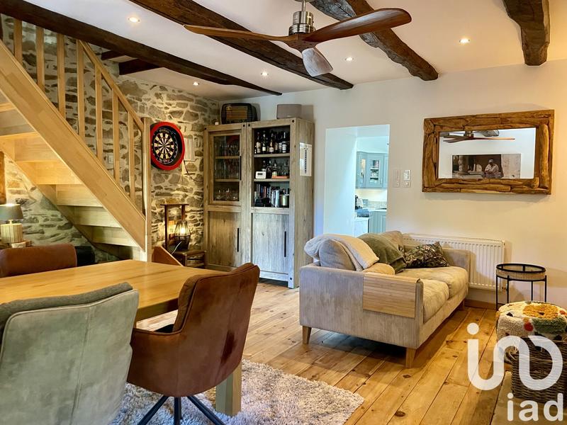 Maison de village - 250 m² - 11 pièces