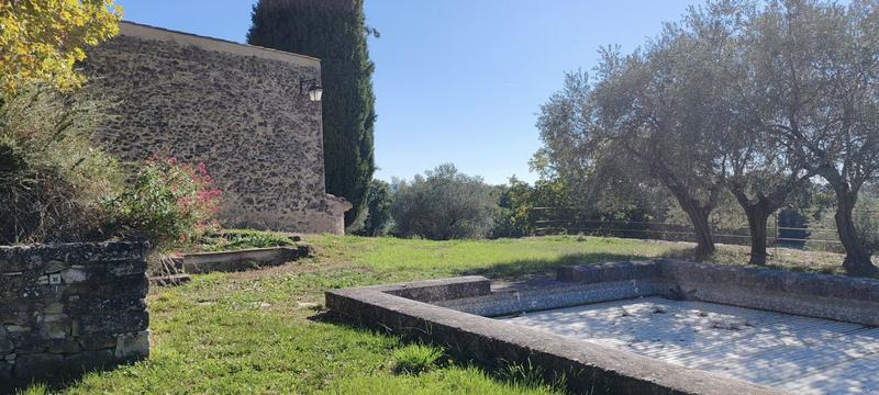 Propriété - 450 m² - 15 pièces