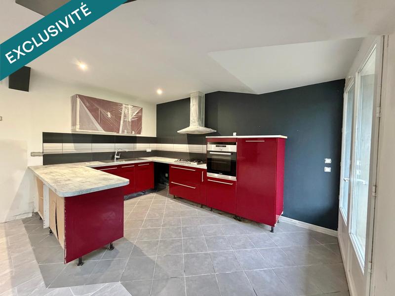 Maison - 229 m² - 9 pièces