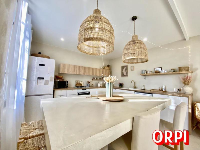 Villa - 111 m² - 4 pièces