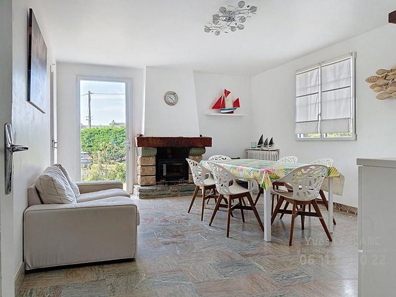 Maison - 115 m² - 9 pièces