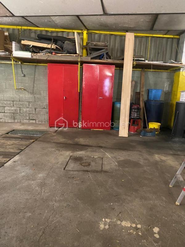 Parking / Garage - 170 m²