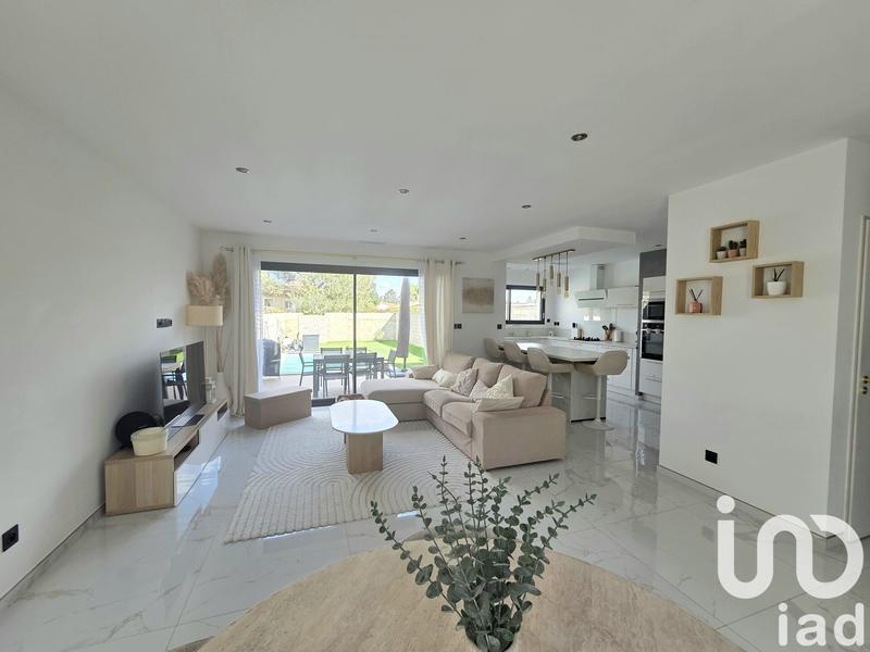 Maison - 95 m² - 4 pièces