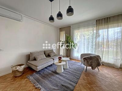 Appartement - 80 m² - 3 pièces