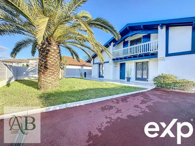 Maison - 159 m² - 5 pièces