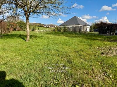 Terrain constructible - 941 m²