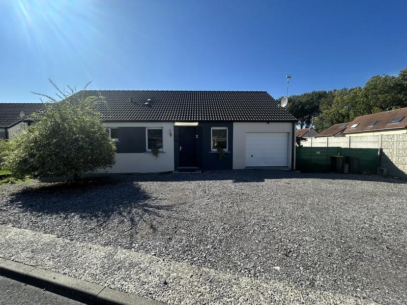 Maison - 90 m² - 5 pièces