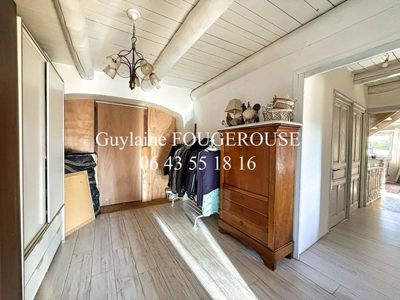 Maison - 200 m² - 8 pièces