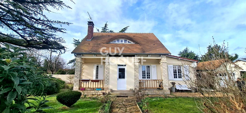 Maison - 99 m² - 5 pièces