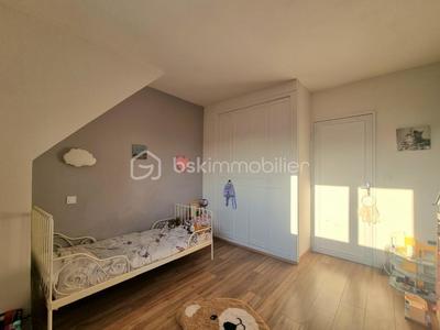 Maison traditionnelle - 80 m² - 5 pièces