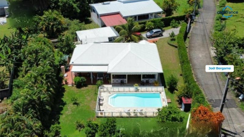 Maison - 89 m² - 4 pièces